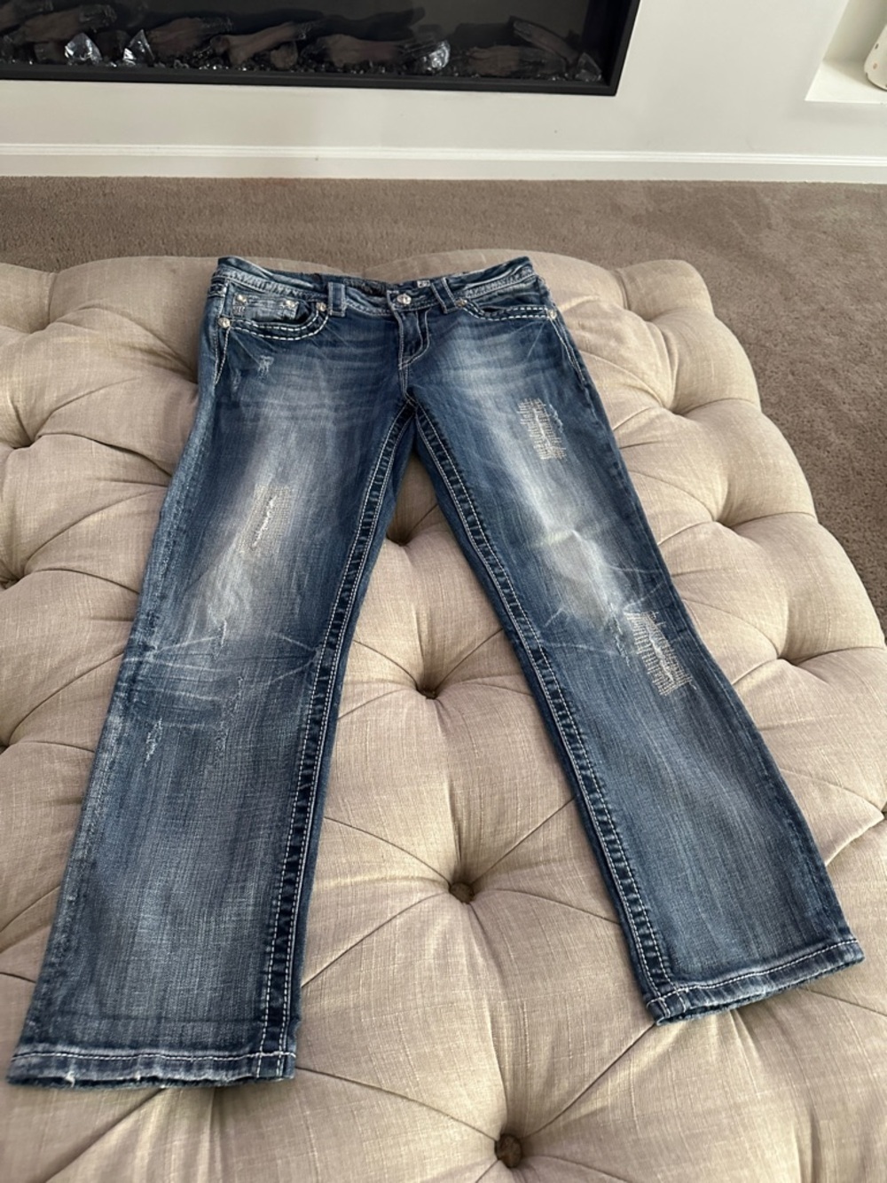 Miss me Women’s Blue Distressed easy capri Jeans